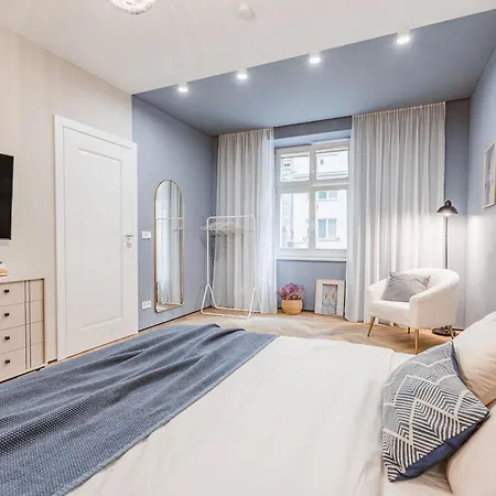 Pearl Apartment